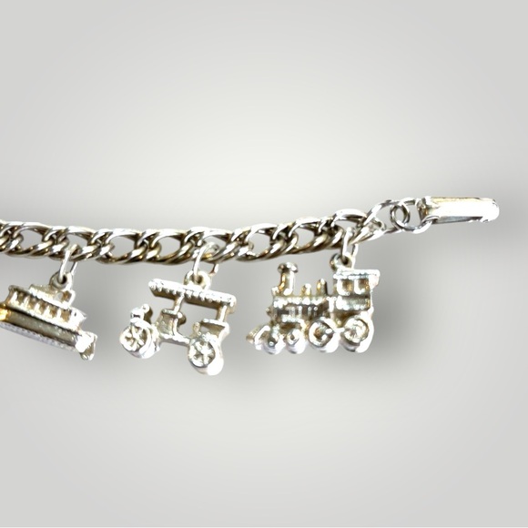 Vintage Disney Charm Bracelet - Picture 9 of 15